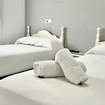 Hostal Carlos III