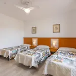 Casa Rural Vistablanca En Una Sola Planta Con Bonitas Vistas Y Piscina - Junto A La Capital Y La Alhambra