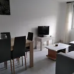 Casa Pozo das Leiras (Derecha)