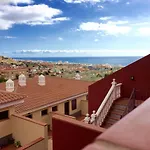 House With Jacuzzi In Costa Adeje