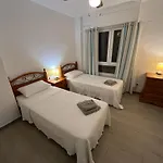 2 Minutes From The Beach