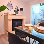 Apartamentos Dos Torres Bárbol - Oasis céntrico con jacuzzi en la habitación y garaje privado
