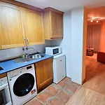 Apartamentos Canfranc Pueblo 3000
