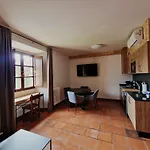 Hotel Y Albergue Real Fabrica De Ezcaray