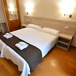 Hotel Rooms Ducay