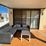 Chalet Con Piscina Privada En Calles