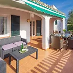Villa Ullastres