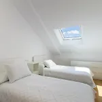Urbanfive Apartamentos Ourense Centro