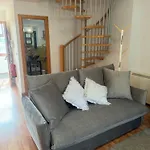 Espacioso Y Luminoso Duplex Con Buhardilla