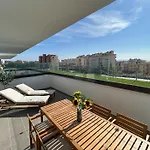 Orizon 01 Apartment With Terrace And Sea View