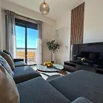 Orizon 01 Apartment With Terrace And Sea View