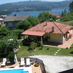 Casa Rural Pontevedra Con Piscinajardinbarbacoa