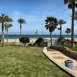 STILISH LOFT IN THE BEACH, piscina y mar