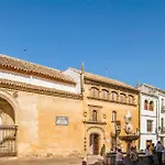 Lovely Apartment In Cordoba With Kitchen