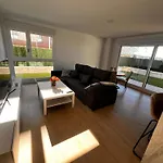 Moderno Bajo Con Jardin