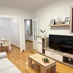 Rioja Centro Ayuntamiento By Apartamentos Logrono