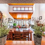 Casa Con Piscina 1Hr Barcelona