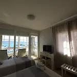 Hotel Cais
