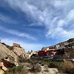 Refugio Termal El Delfin