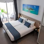 Preciosa villa moderna Palm Breeze