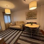 C12A01 Coqueto Apartamento Con Piscina Y Garaje