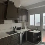 Encanto Urbano: Piso Centrico Totalmente Equipado