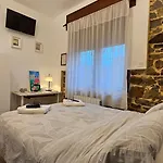 2. Habitación doble a 8 km de Bilbao. Baño compartido
