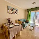 Apartment Of Joy Piscina Aparcamiento