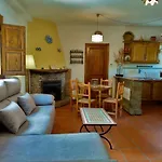 Charmantes Ferienhaus Mit Pool