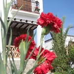 Gemuetliches Haus Mit Garten Und Schwimmbad