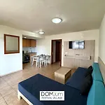 Domuum Holidays - Festival Village
