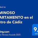 Luminoso Apartamento En El Centro De Cadiz