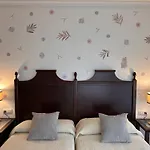 Hotel Y Apartamentos La Lonja
