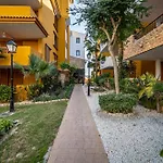 New Apartment With Sea View And Pool
