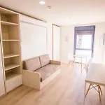 Apartamentos Plaza de Santiago - Estudios Turisticos - 1 LLAVE