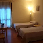 Apartamentos Turísticos La Peña
