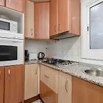 Bright Apartment Close To Congress Center & Port