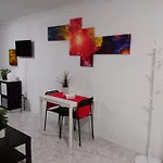 Estudio Con Piscina