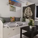 Estudio Con Piscina