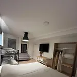 Roomin Hostel