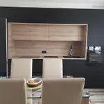 Besbello Suites Apartamento