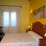Casa Rural El Enebral De Las Hoces