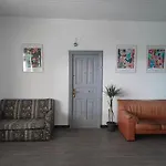 Casa De Amigos