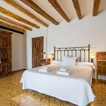 Lo Palauet De La Muralla