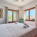 Villa Mesquida