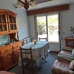 Piso Acogedor Con Vistas