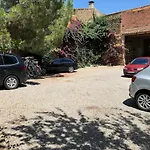 Renovated Barn With Garden And Pool - For 8