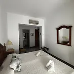 Hotel Entreolivos
