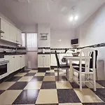 Piso Centrico Cerca De La Rivera
