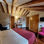 Hotel Aragueells